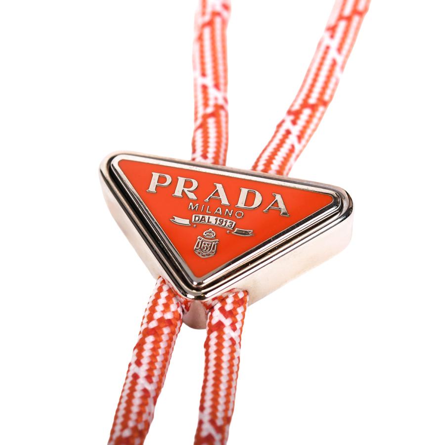 【未使用】極美品！PRADA レッド トライアングル キーホルダー PRADA（プラダ） トライアングルロゴ ネックストラップ キーリング