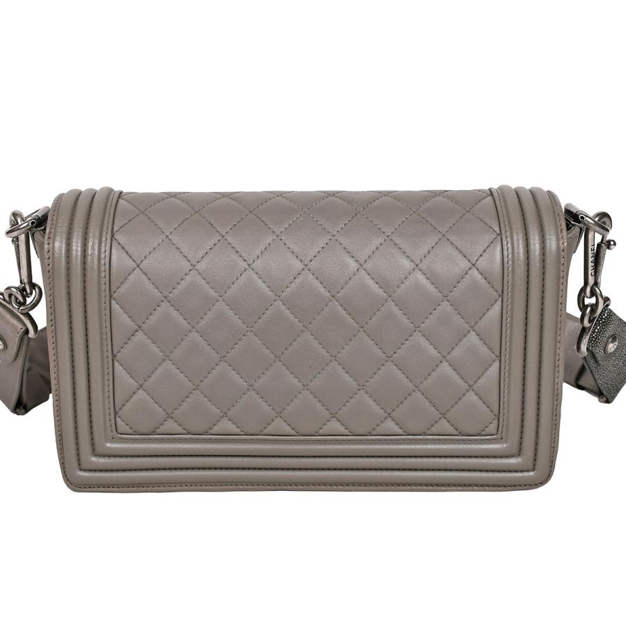 シャネル CHANEL ボーイシャネル 25 マトラッセ チェーン ショルダーバッグ レディース レザー グレー シルバー金具 A67086