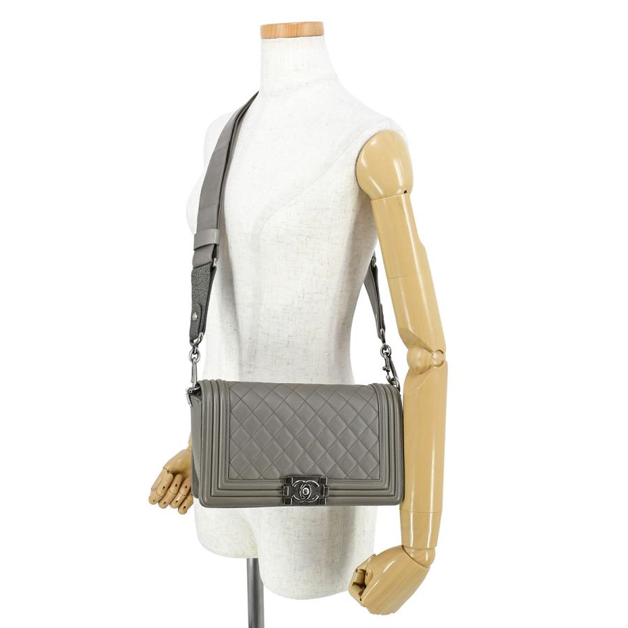 シャネル CHANEL ボーイシャネル 25 マトラッセ チェーン ショルダーバッグ レディース レザー グレー シルバー金具 A67086
