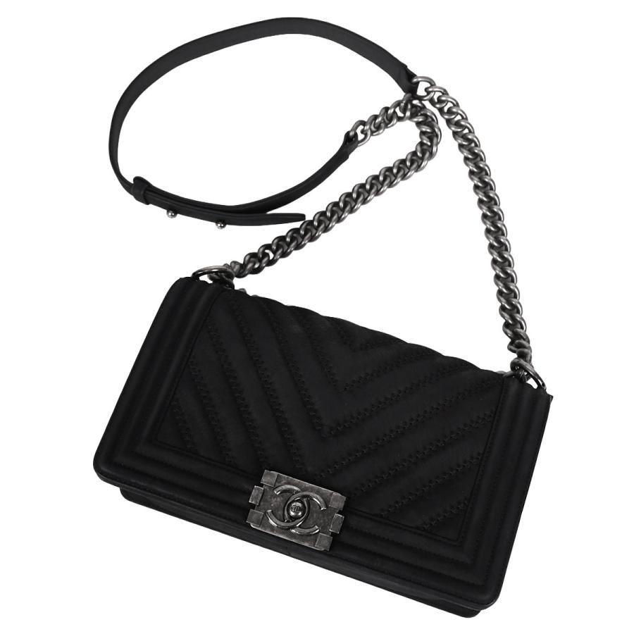 【新品未使用】CHANELボーイシャネル Vステッチケース CHANEL（シャネル） ボーイシャネル 25 Vステッチ シェブロン チェーン