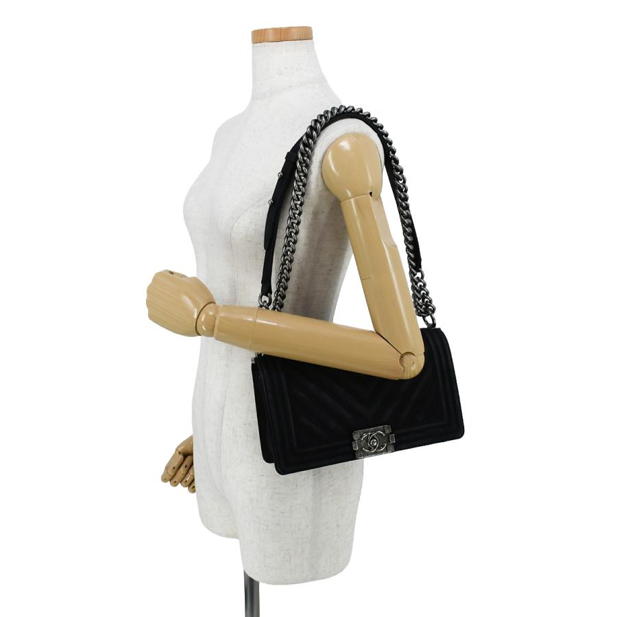 CHANEL（シャネル） ボーイシャネル 25 Vステッチ シェブロン チェーン