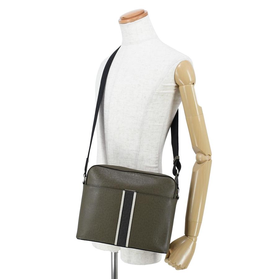 LOUIS VUITTON（ルイ・ヴィトン） アントン メッセンジャー PM