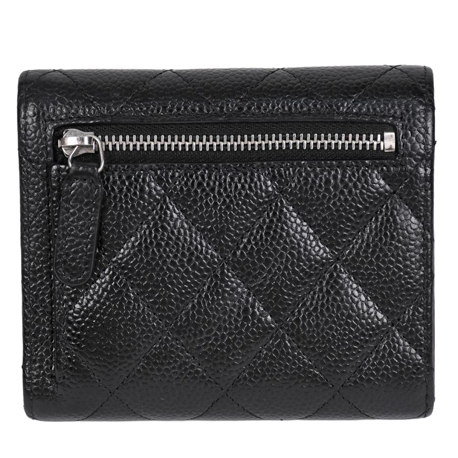 CHANEL（シャネル） 三つ折り 財布 マトラッセ クラシック スモール