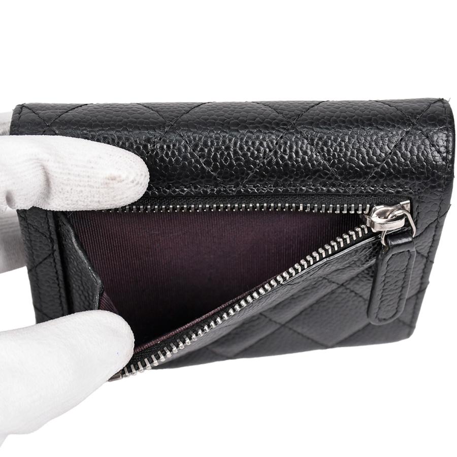CHANEL（シャネル） 三つ折り 財布 マトラッセ クラシック スモール