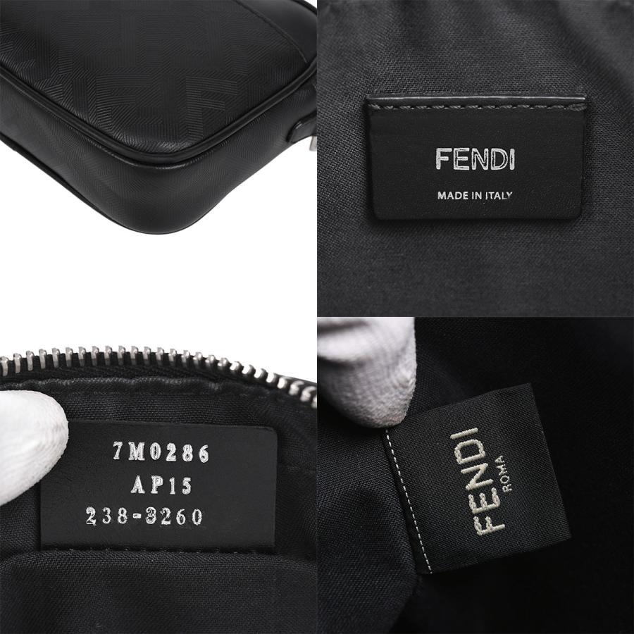 フェンディ FENDI ダイアゴナル カメラケース ズッカ FFロゴ ショルダーバッグ クロスボディ 斜め掛け メンズ レザー ブラック 黒 7M0286