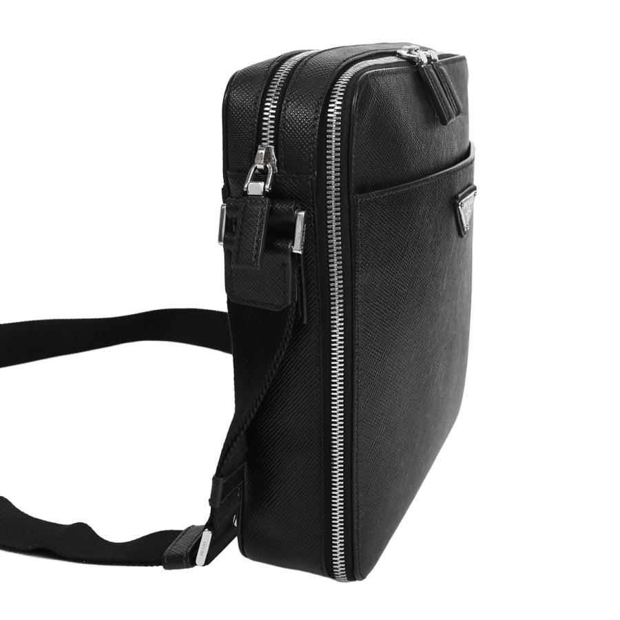 PRADA（プラダ） トライアングルロゴ ショルダーバッグ メッセンジャー