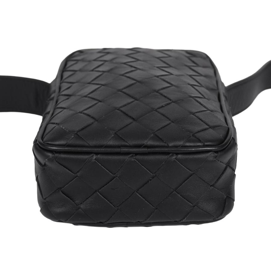 BOTTEGA VENETA（ボッテガ・ヴェネタ） イントレチャート ショルダー