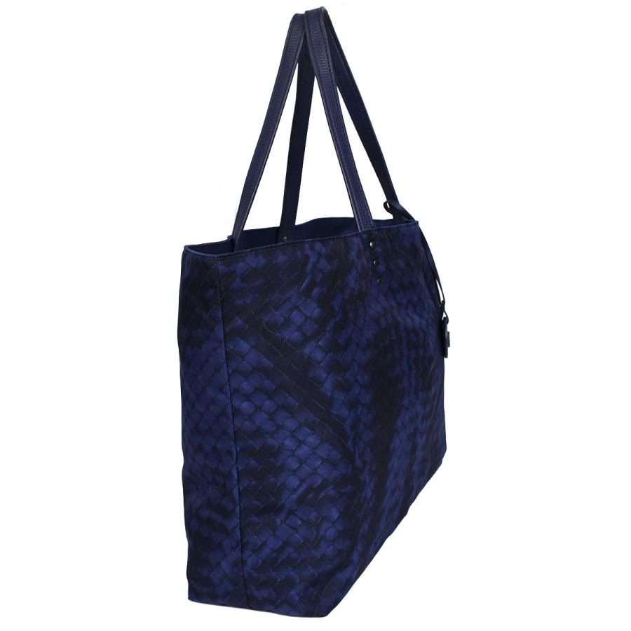 BOTTEGA VENETA（ボッテガ・ヴェネタ） イントレッチオ リュージョン