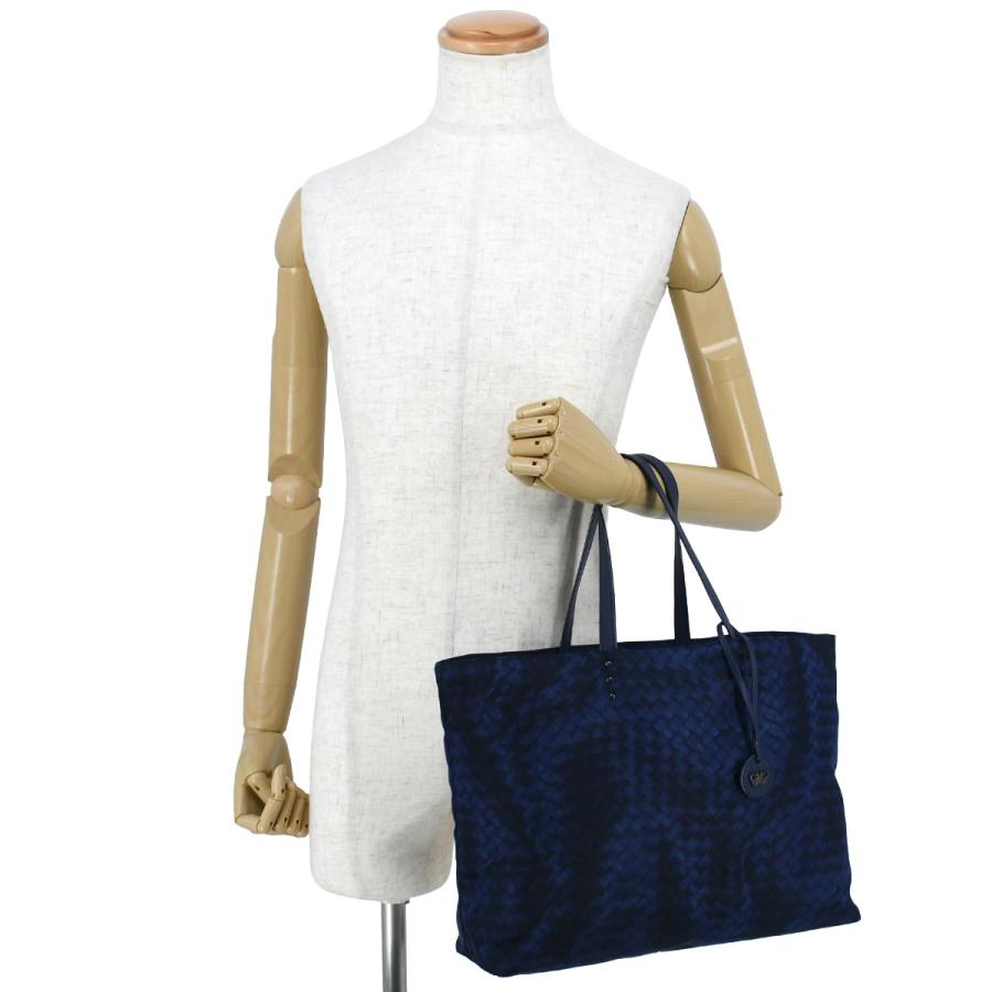 BOTTEGA VENETA（ボッテガ・ヴェネタ） イントレッチオ リュージョン