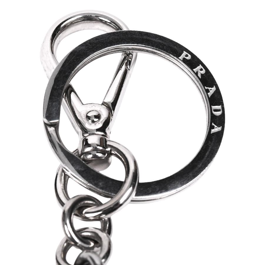PRADA トライアングル型キーホルダー　プラダ　キーリング PRADA（プラダ） トライアングルロゴ キーリング キーホルダー バッグ
