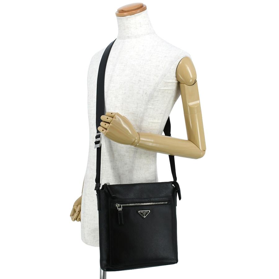 PRADA（プラダ） トライアングルロゴ ショルダーバッグ メッセンジャー
