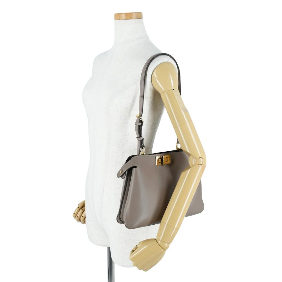 FENDI（フェンディ） ピーカブー ソフト スモール ショルダーバッグ