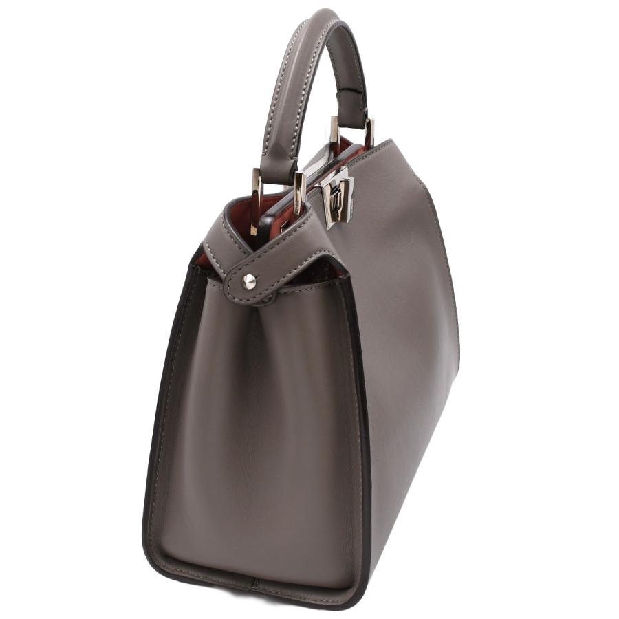 FENDI（フェンディ） ピーカブー アイコニック エッセンシャリー