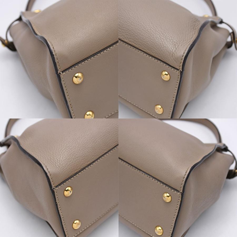 FENDI（フェンディ） ピーカブー ミディアム 2way ハンドバッグ