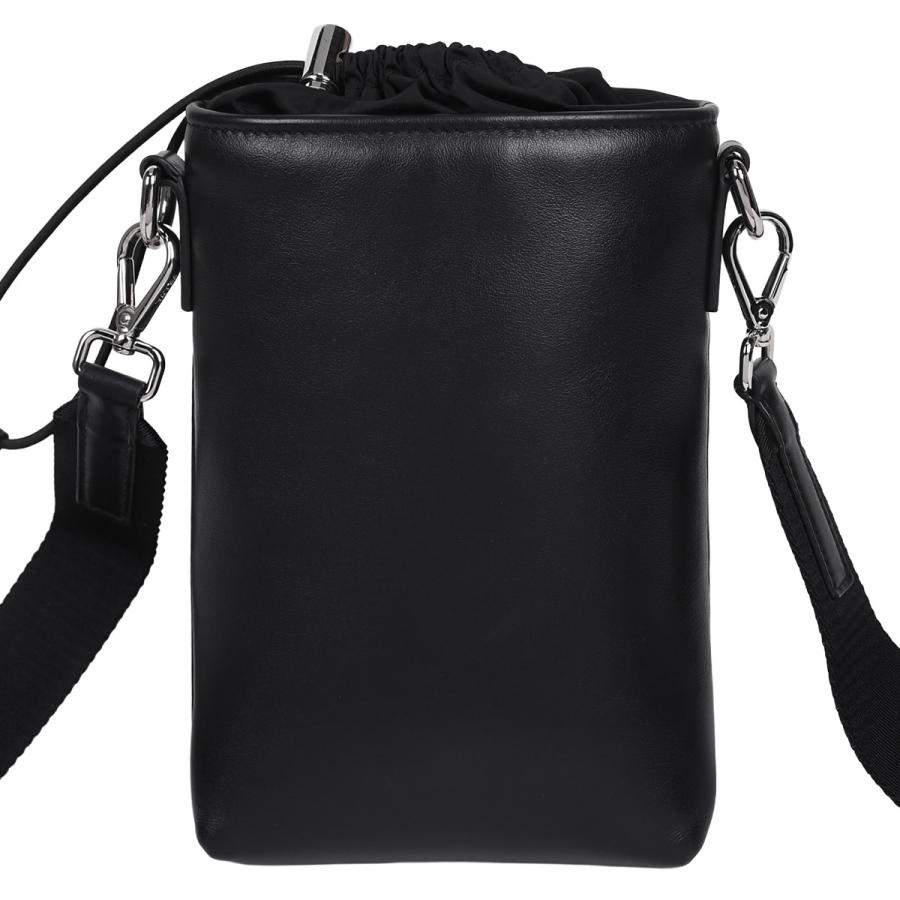 PRADA（プラダ） トライアングルロゴ ミニ ショルダーバッグ