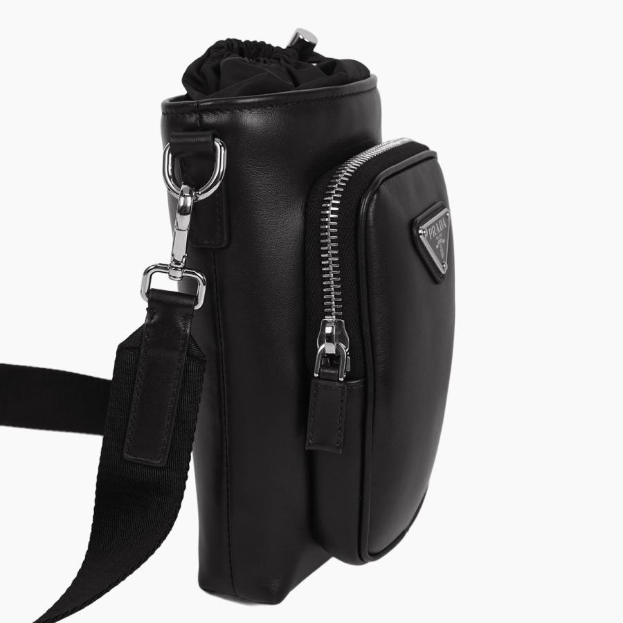 PRADA（プラダ） トライアングルロゴ ミニ ショルダーバッグ