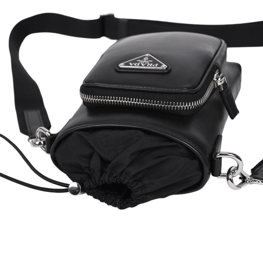 PRADA（プラダ） トライアングルロゴ ミニ ショルダーバッグ