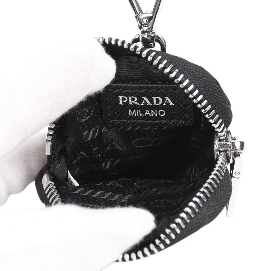PRADA（プラダ） トライアングル ミニポーチ キーホルダー コイン
