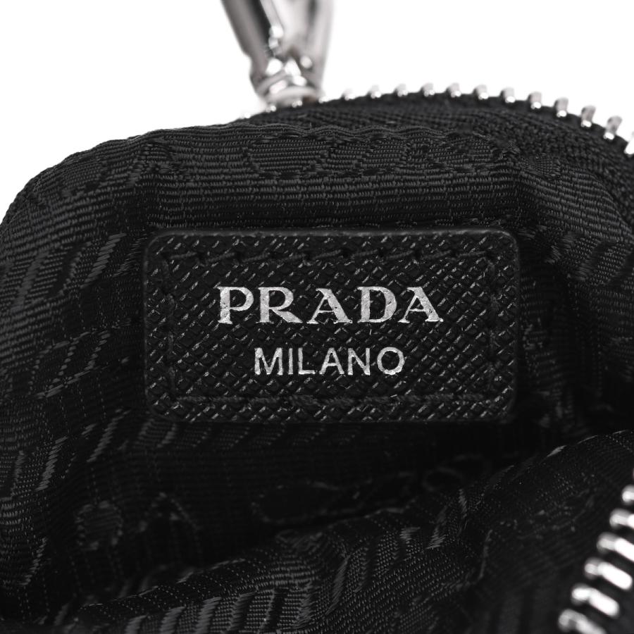 PRADA（プラダ） トライアングル ミニポーチ キーホルダー コイン