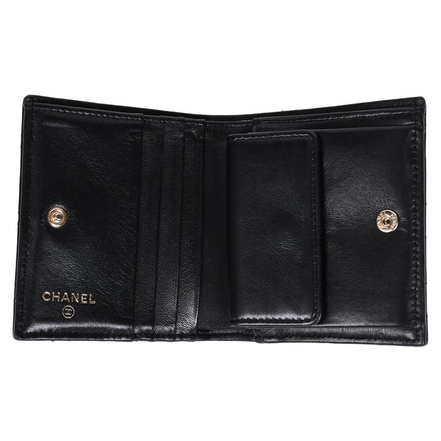 CHANEL（シャネル） ココマーク マトラッセ スモールウォレット 二 