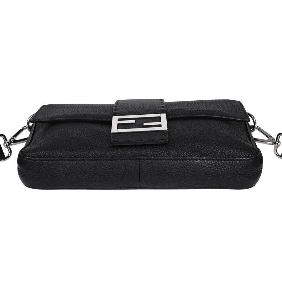 FENDI（フェンディ） セレリア マンマバケッド ショルダーバッグ