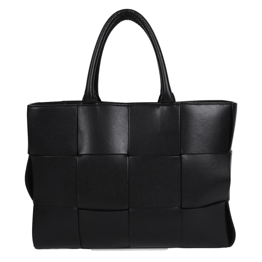 BOTTEGA VENETA（ボッテガ・ヴェネタ） マキシ イントレチャート