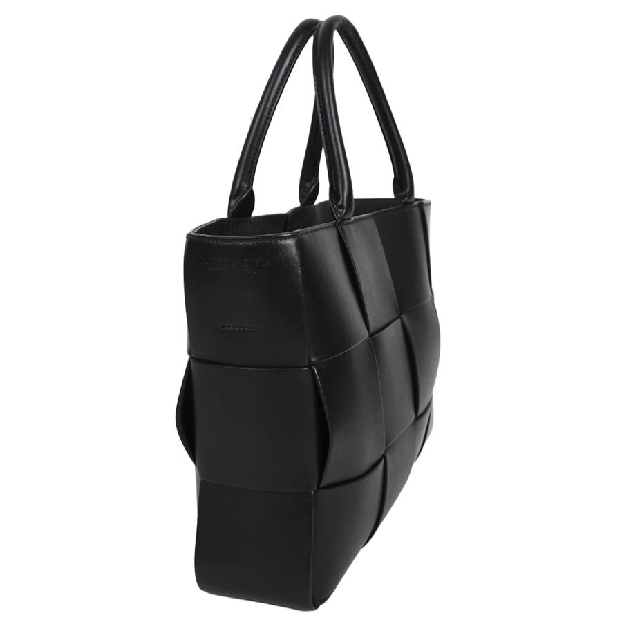 BOTTEGA VENETA（ボッテガ・ヴェネタ） マキシ イントレチャート