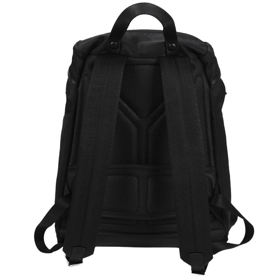 PRADA（プラダ） トライアングルロゴ Re-Nylon×レザー バックパック