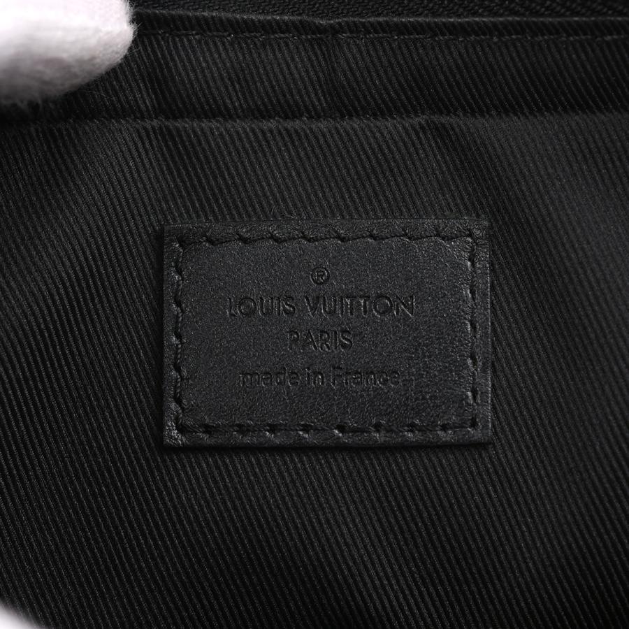 LOUIS VUITTON（ルイ・ヴィトン） モノグラムシャドウ デュオ