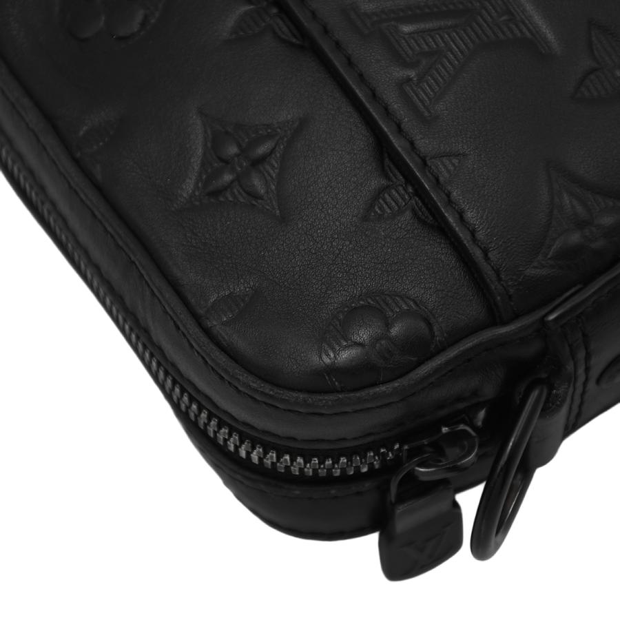 LOUIS VUITTON（ルイ・ヴィトン） モノグラムシャドウ デュオ