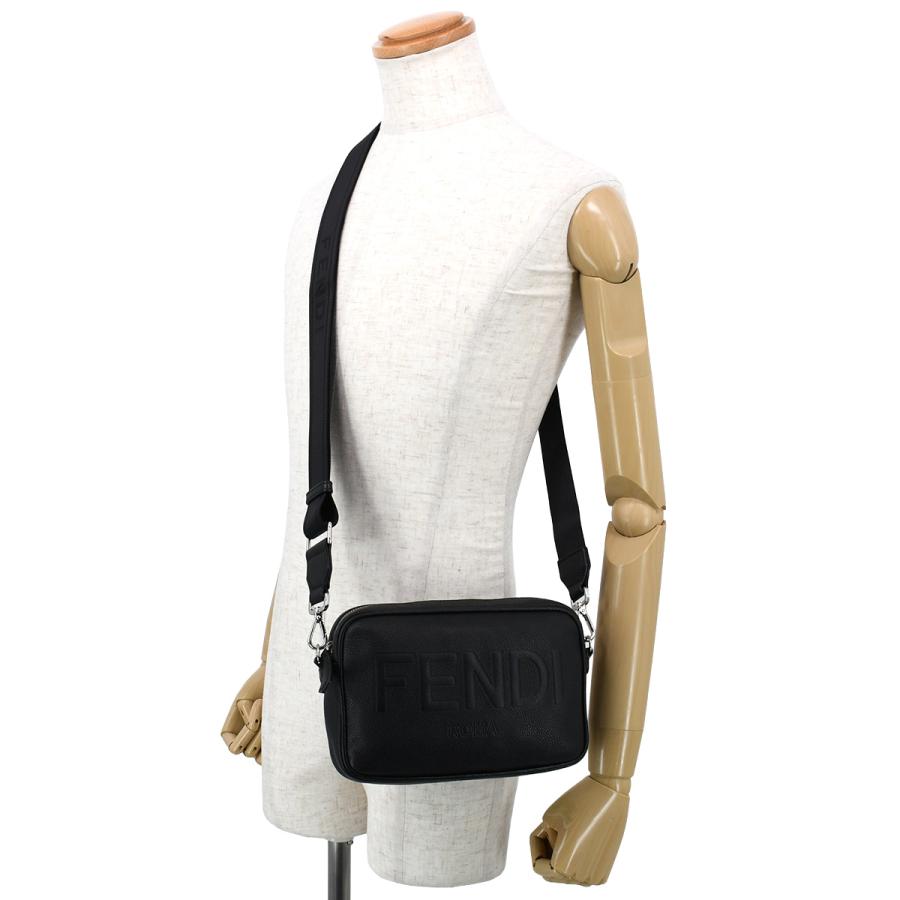 FENDI（フェンディ） ロゴ カメラケース ショルダーバッグ クロス