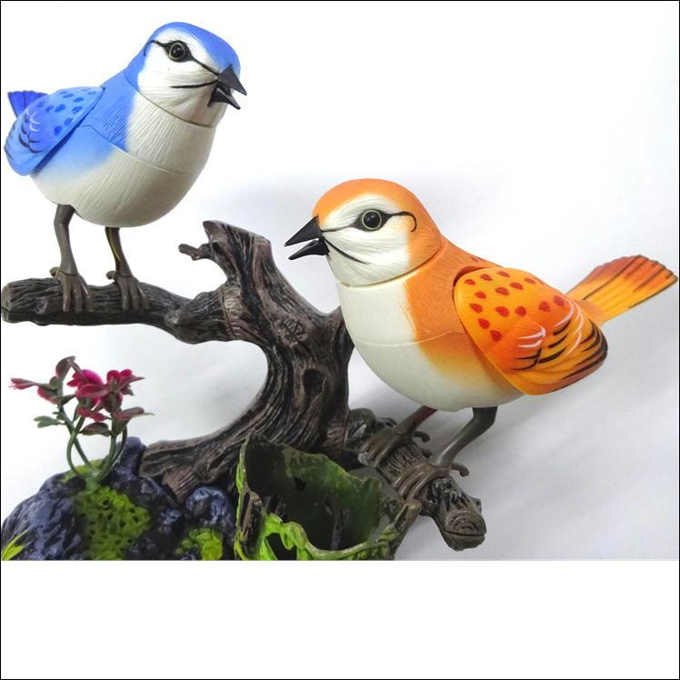 鳥 置物 おもちゃ 音センサー 鳴く鳥 音が出る玩具 動く鳥 小鳥