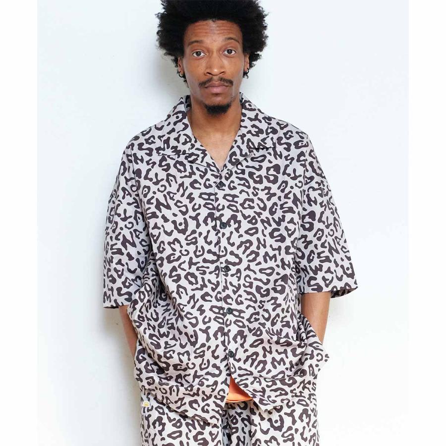 たまを『ヒョウ柄 半袖シャツ』 楽天市場】ヒョウ柄 花柄 シャツ メンズ 半袖 ビッグシルエット