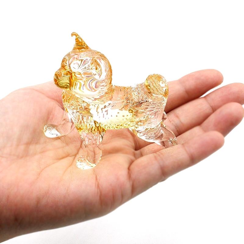 クリスタル ガラス製 開運 干支の置物 戌 いぬ 赤い敷物 台座付 風水