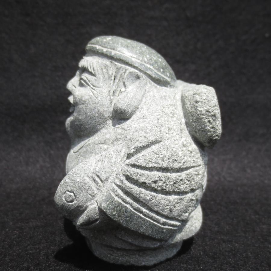 恵比寿 茄子 置物　なすびをもったえびす様 恵比寿（えびす）高さ8cm 青御影石 えべっさん えびすさん 戎