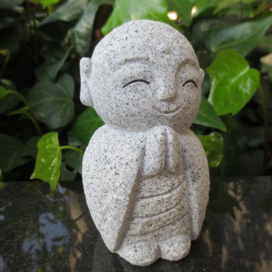 おじぞうさん おじぞうさま かわいい 癒しのお地蔵さん 置物 地蔵菩薩 仏像 彫刻品 みかげ石 Gz39 送料無料 Gz 039 石材店サンソー 通販 Yahoo ショッピング