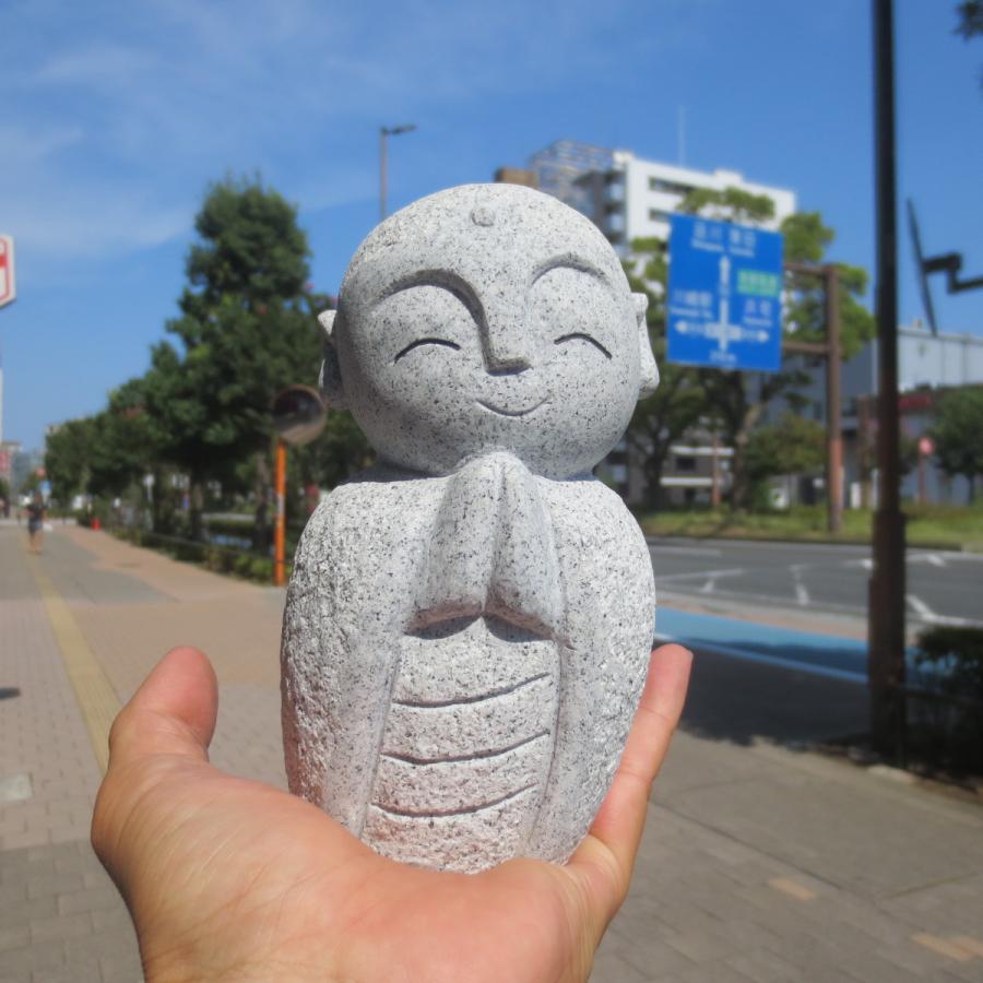 おじぞうさん おじぞうさま かわいい 癒しのお地蔵さん 置物 地蔵菩薩 仏像 彫刻品 みかげ石 GZ43-15-B 送料無料！の画像