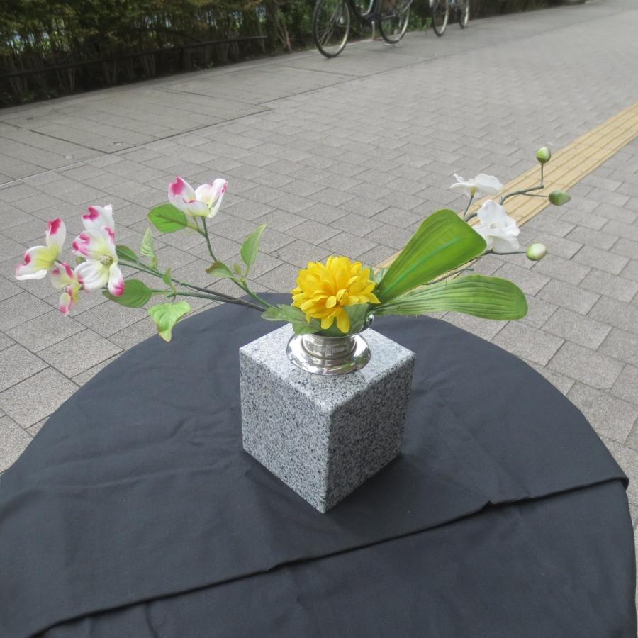 墓石 花立2個 御影石614 花瓶 ステンレス 花筒 ペット墓にも 墓石 花立2個 御影石614 花瓶 ステンレス 花筒 ペット墓にも