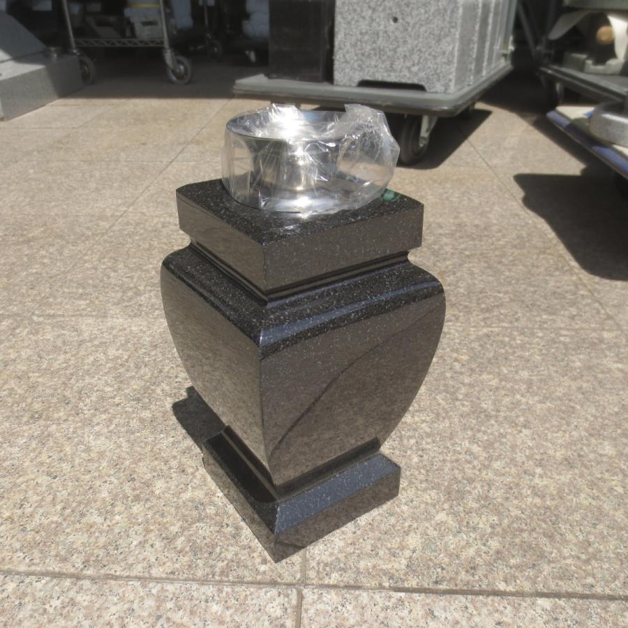 墓石 花立 花瓶型 インド産黒御影石 ステンレス 花筒 ペット墓にも