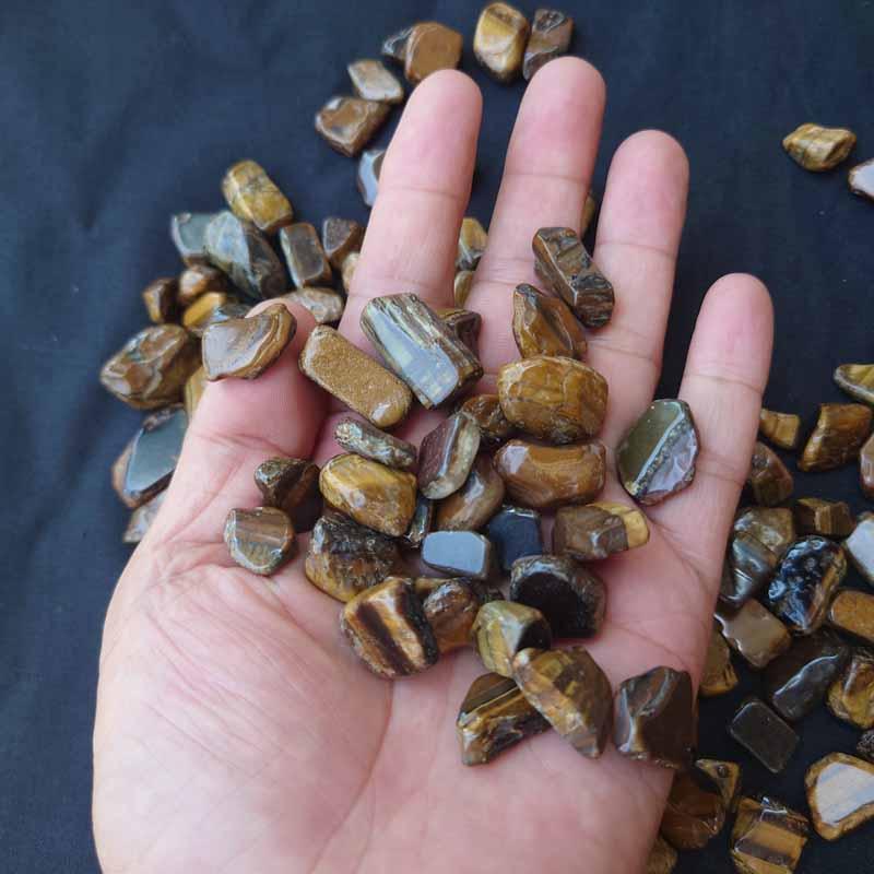 虎目のバワーストーン 虎目石 タイガーアイ 900g さざれ石 粒石 天然 カラーストーン