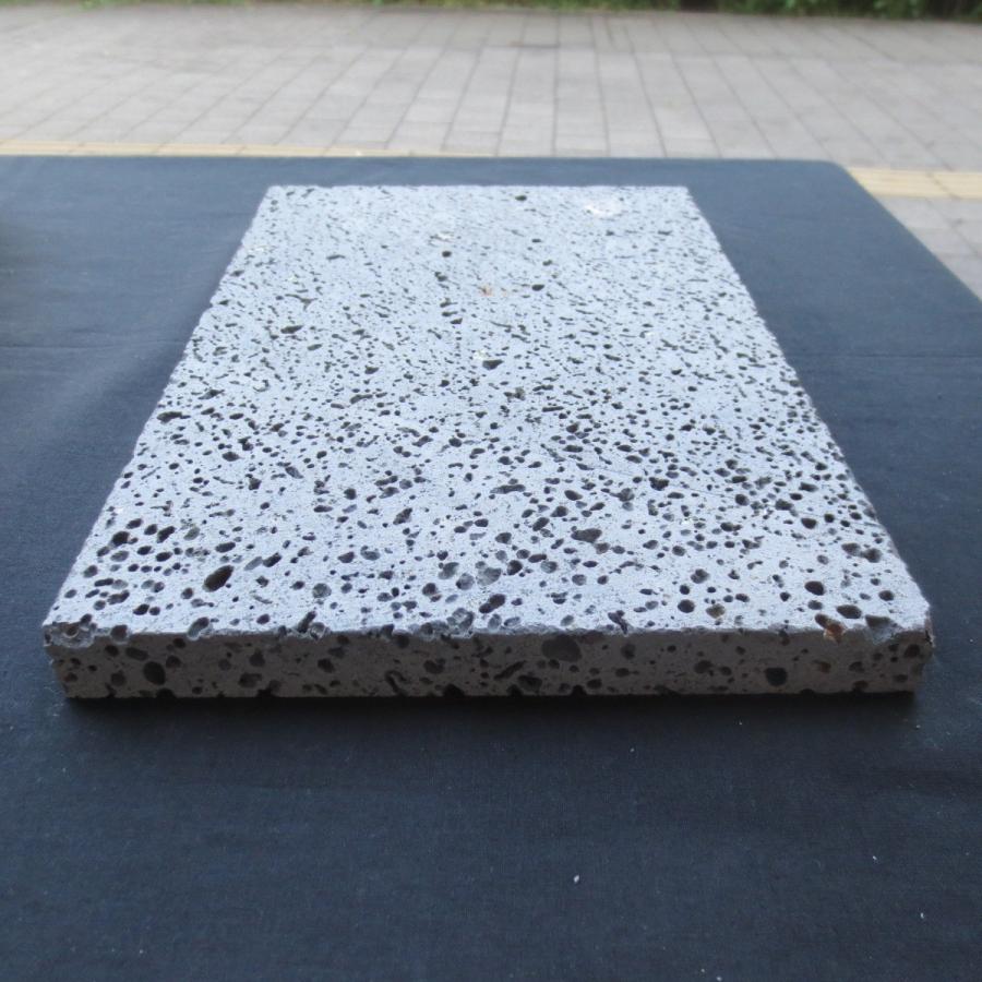 焼肉 溶岩プレート1枚 30x20x厚み約2cm 気孔あり(約3kg) 溶岩板 石板