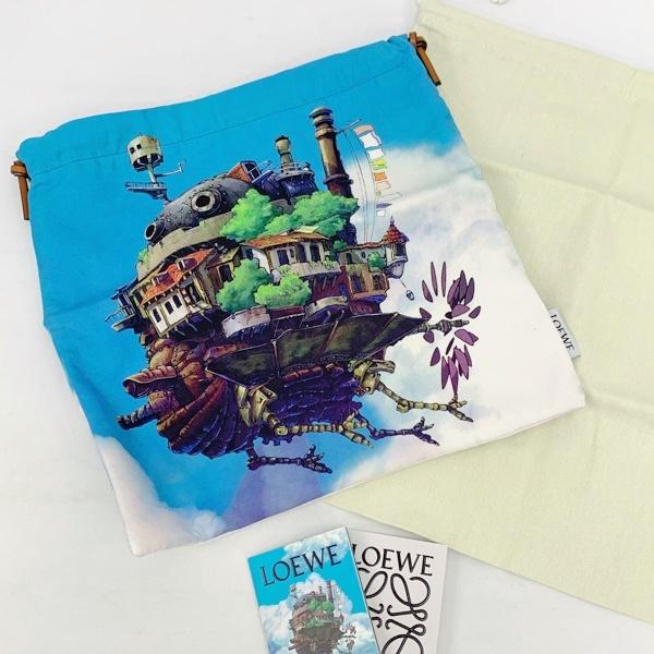 【新品】ロエベ　LOEWE ジブリ　ハウルの動く城 巾着 LOEWE ロエベ ジブリコラボ ハウルの動く城 巾着ポーチ ブルー