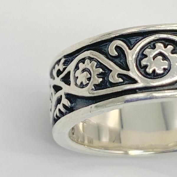 ガルニ　vine pattern ring GARNI 指輪 GARNI - Vine Pattern Ring / ホワイト | Tempt