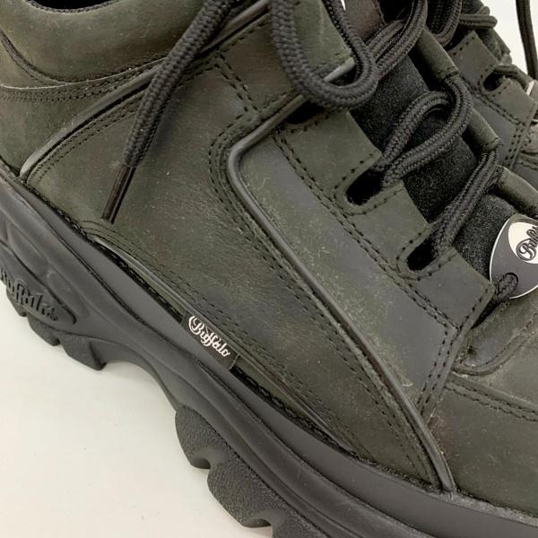 Buffalo LONDON（バッファローロンドン） ローカット スニーカー