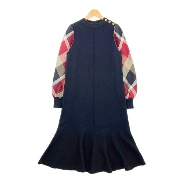 BLUE LABEL CRESTBRIDGE（ブルーレーベルクレストブリッジ） ニット