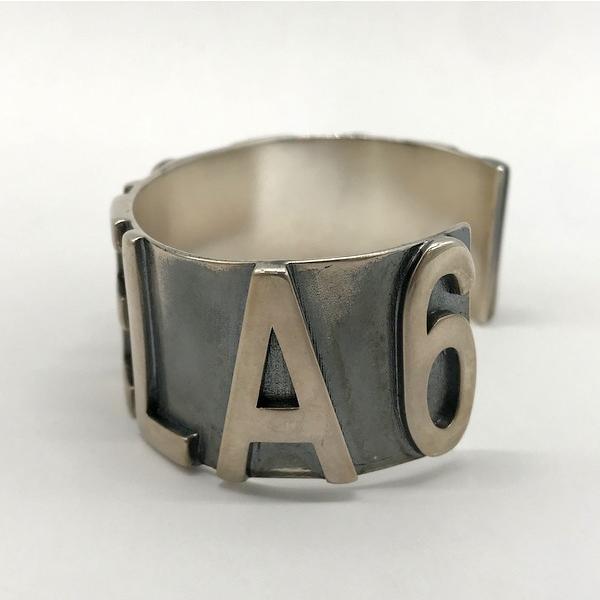 MM6 Maison Margiela バングル ブレスレット ロゴ アクセサリー MM6 Maison Margiela バングル ブレスレット ロゴ アクセサリー
