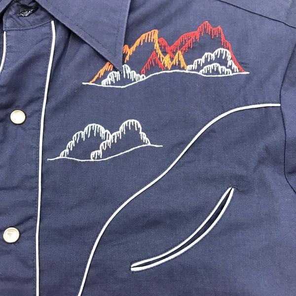 KENNING TON RN22199 ロングスリーブシャツ 刺繍 長袖 ボタン