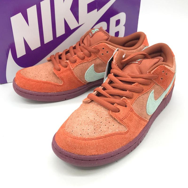 Nike SB NIKE DUNK LOW PRO PRM スニーカー 新品同様 DV5429-601 