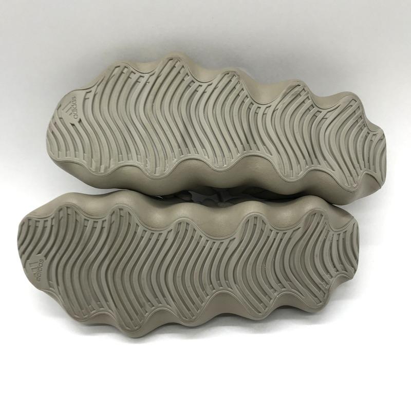 adidas（アディダス） スニーカー YEEZY 450 STONE FLAX 箱付き タグ