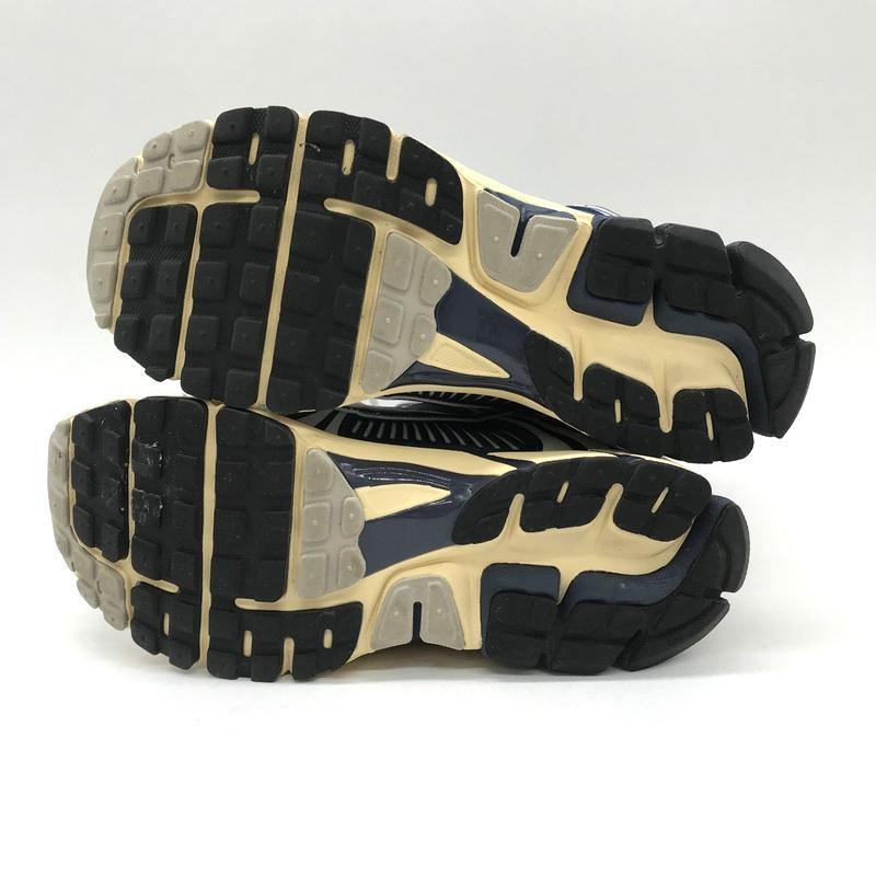 NIKE スニーカー Zoom Vomero 5 Since 72 HF4259-100 箱付 タグ NIKE スニーカー Zoom Vomero 5 Since 72 HF4259-100 箱付 タグ